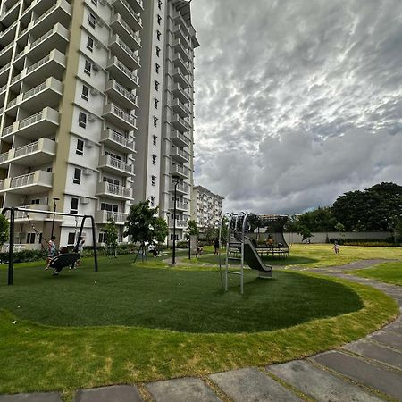 2 Bedroom Condo Unit Near Sm Bf & Naia At The Atherton By Dmci With 2 Balcony Paranaque City Dış mekan fotoğraf