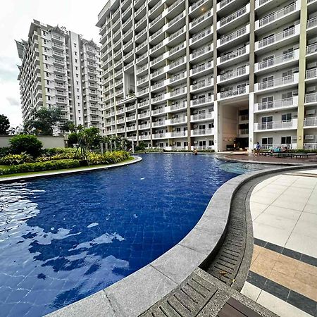 2 Bedroom Condo Unit Near Sm Bf & Naia At The Atherton By Dmci With 2 Balcony Paranaque City Dış mekan fotoğraf